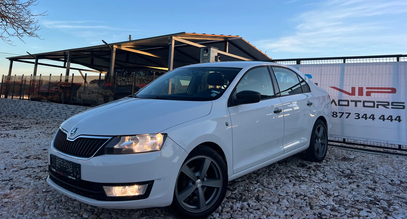 Skoda Rapid 1.2i KLIMATIK/SEDAN/UNIKAT | Mobile.bg � ����������� 1