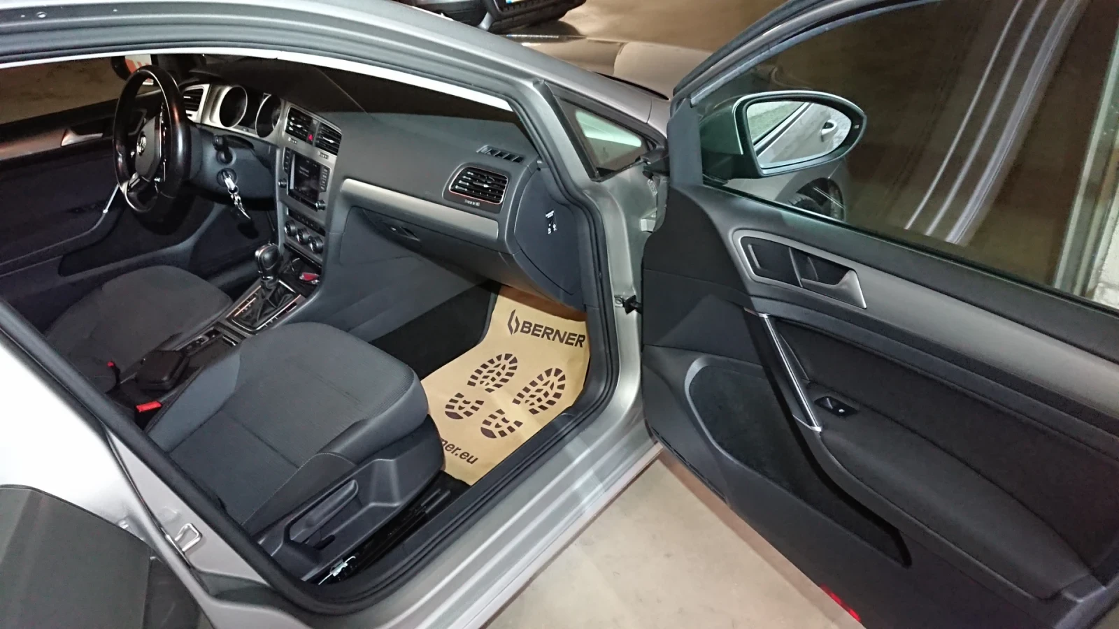 VW Golf TDI Blue Motion  - изображение 8