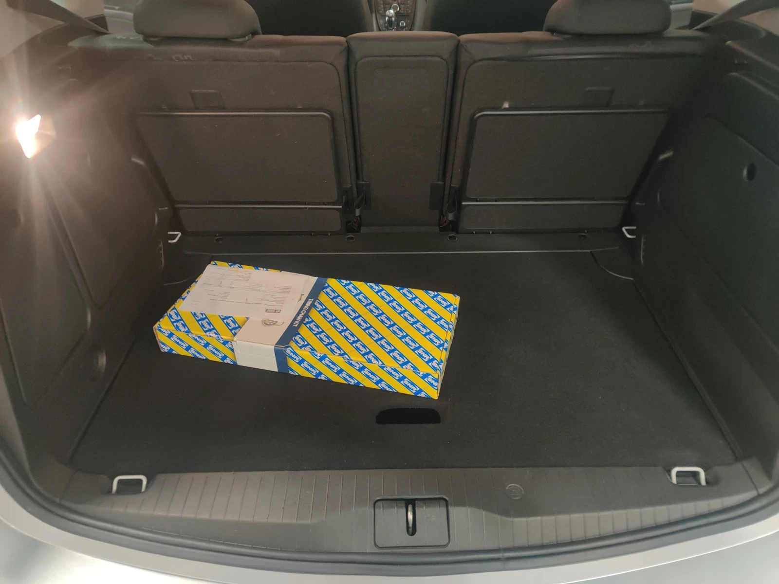 Opel Meriva B 1.3 CDTI , снимка 12 - Автомобили и джипове - 53921652