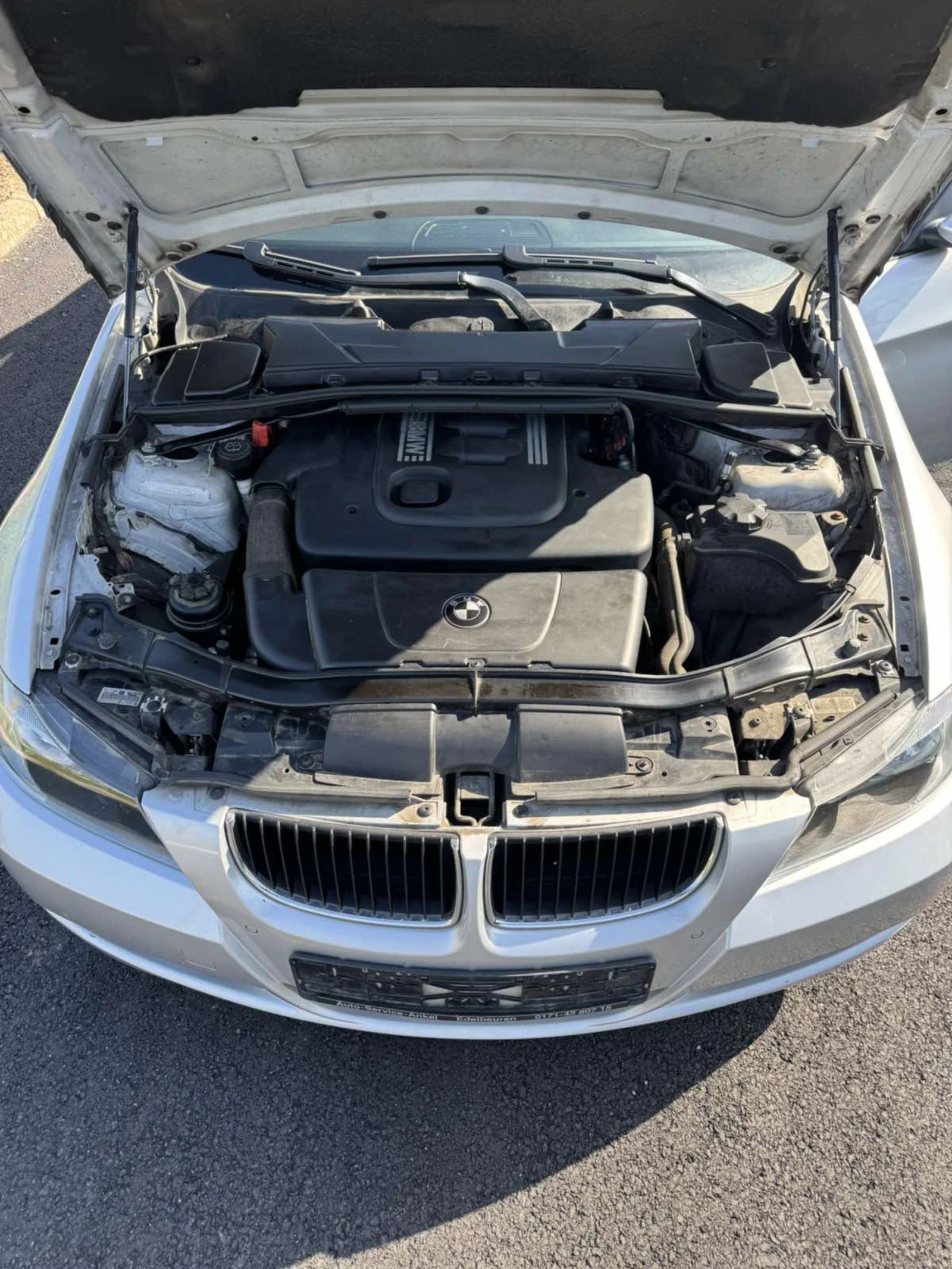 BMW 320, снимка 9 - Автомобили и джипове - 54176311