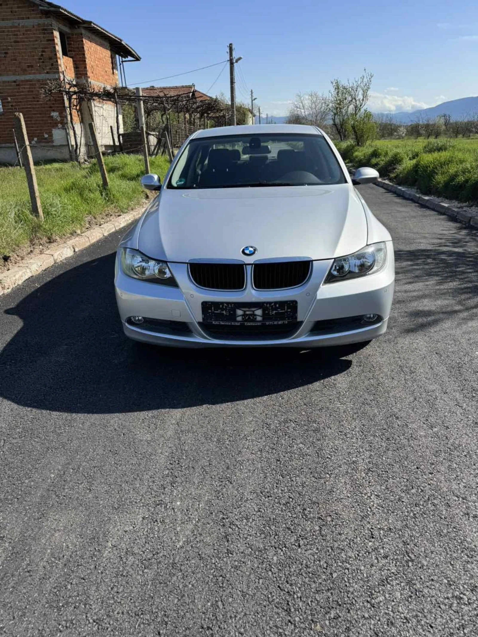 BMW 320, снимка 3 - Автомобили и джипове - 54176311