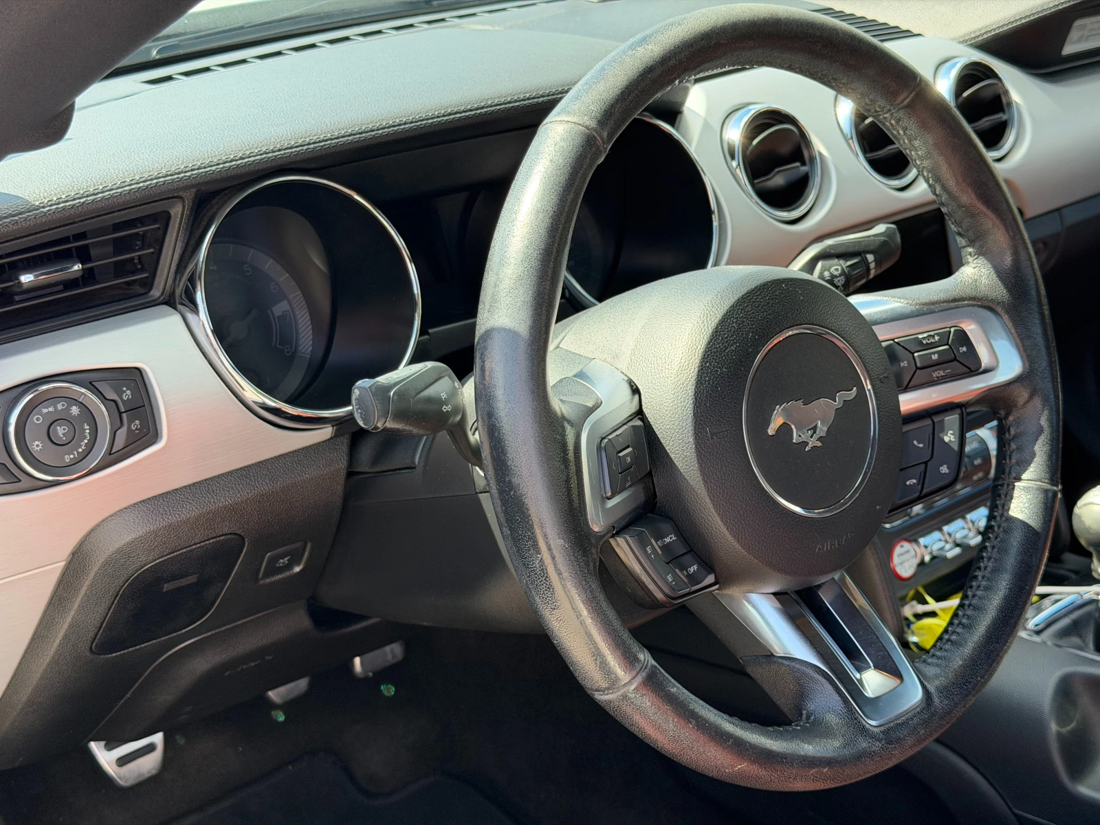 Ford Mustang 2.3 Eco-Boost MANUAL, снимка 7 - Автомобили и джипове - 54311790