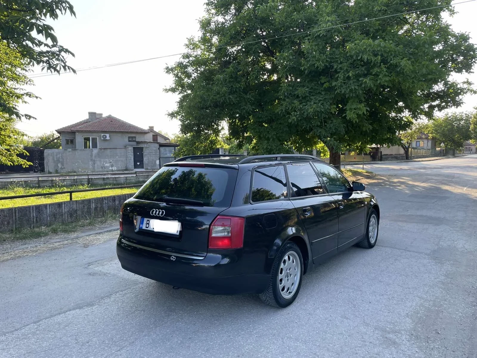 Audi A4 1.9TDi, снимка 3 - Автомобили и джипове - 55067858