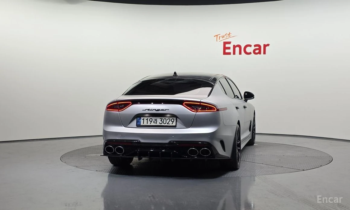 Kia Stinger, снимка 4 - Автомобили и джипове - 55218175