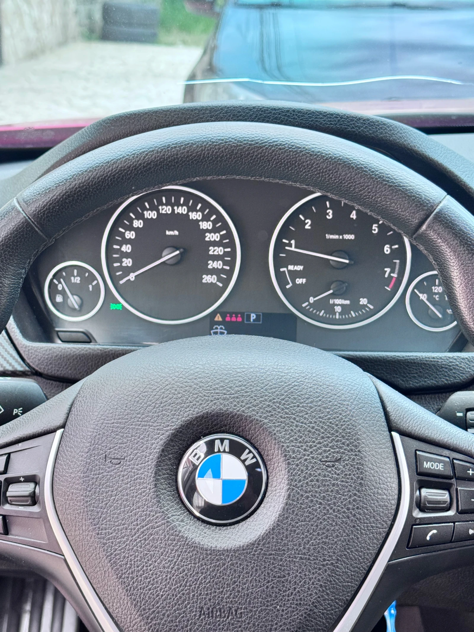 BMW 320, снимка 10 - Автомобили и джипове - 55264241
