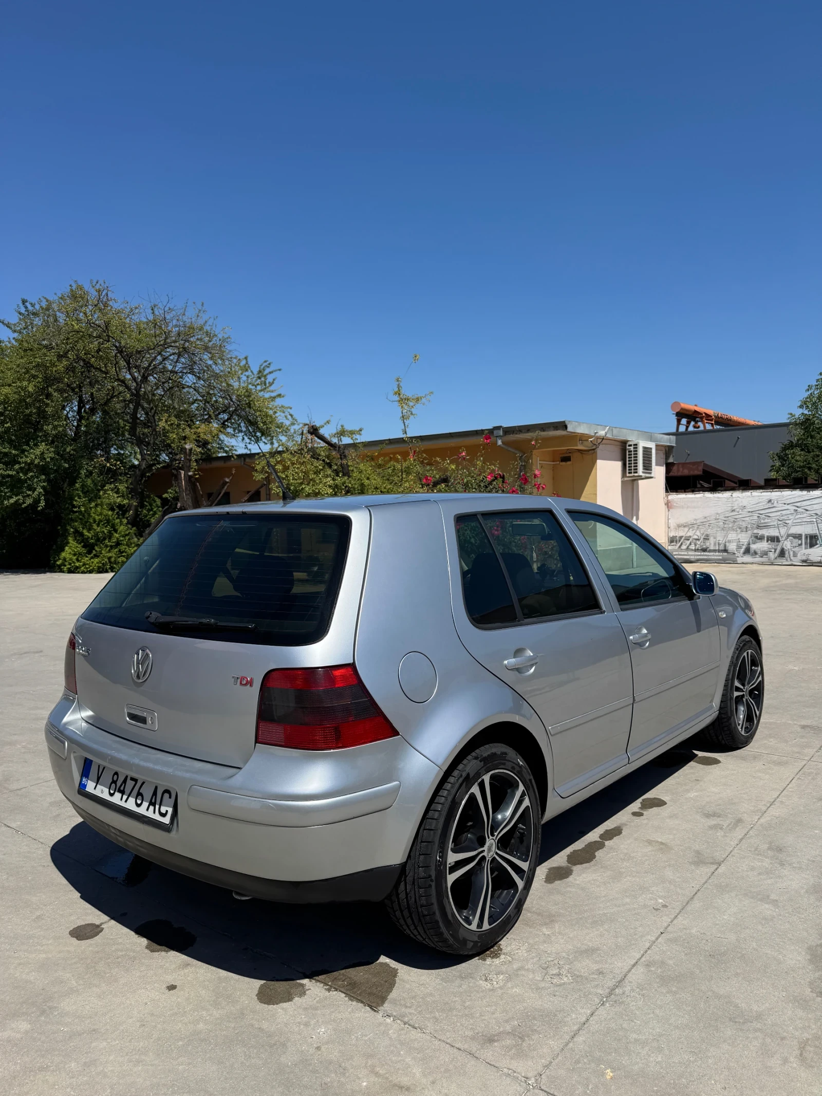 VW Golf, снимка 6 - Автомобили и джипове - 55536386