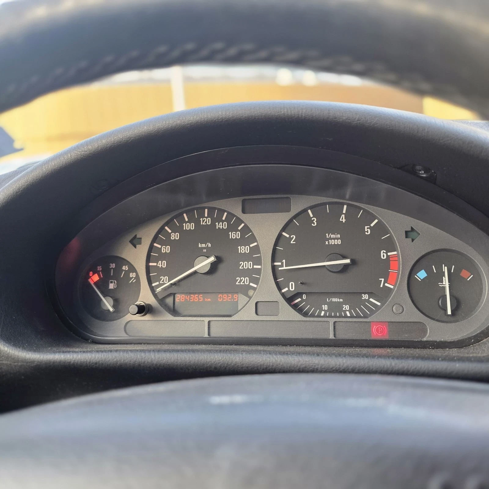BMW 318 М40 заводски шпер , снимка 10 - Автомобили и джипове - 55983945