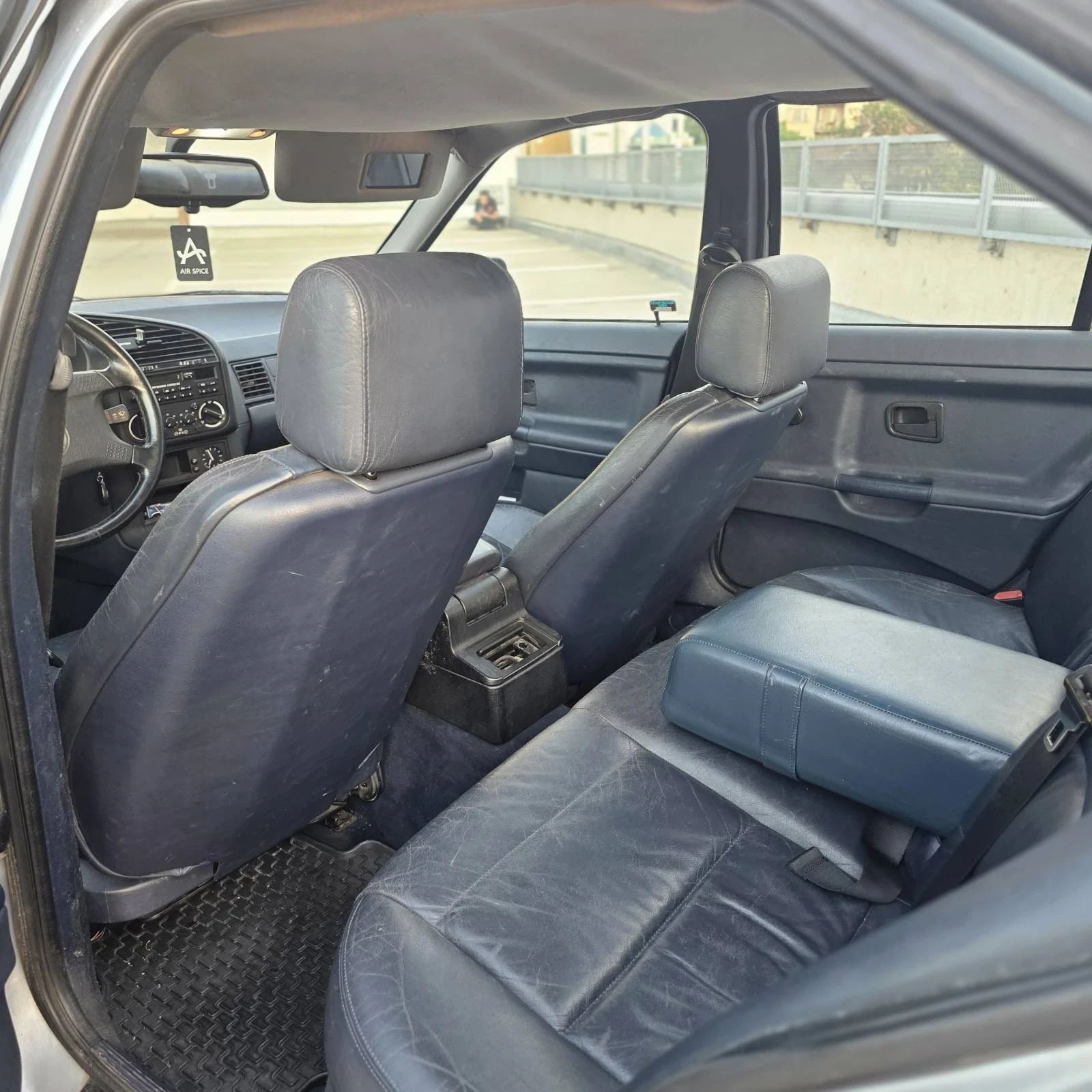 BMW 318 М40 заводски шпер , снимка 13 - Автомобили и джипове - 55983945