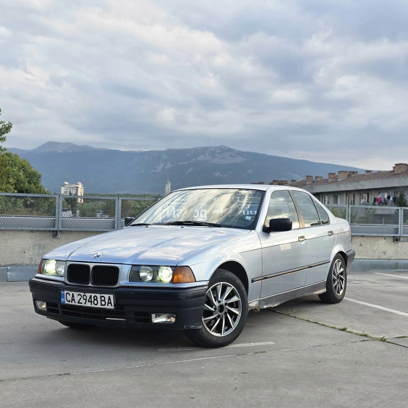 BMW 318 М40 заводски шпер 