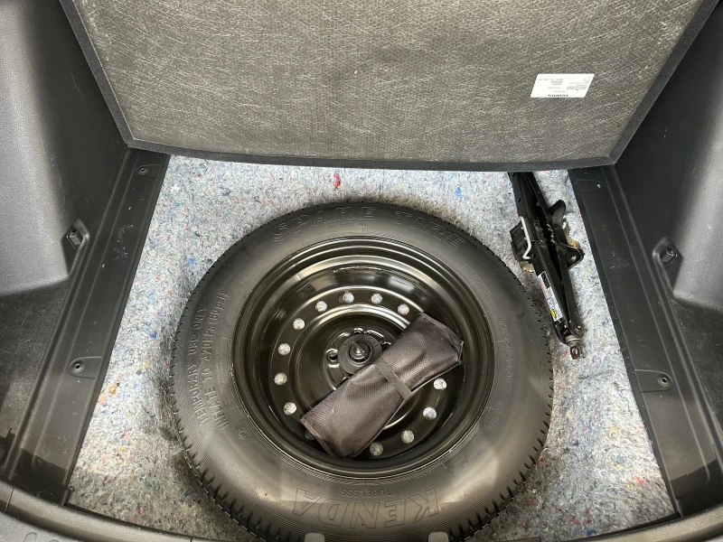 Honda Cr-v 1, 5Turbo* AWD* FULL* ДИСТРОНИК* ПОДГРЕВ* , снимка 13 - Автомобили и джипове - 49856291