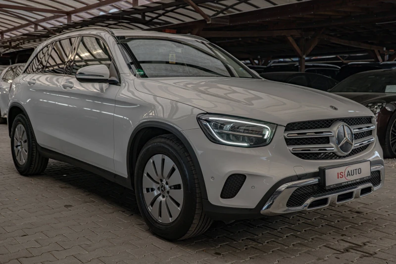 Mercedes-Benz GLC 220 CDI/4Matic/Navi/FullLed/THERMATIC/Dynamic Select, снимка 2 - Автомобили и джипове - 50956457