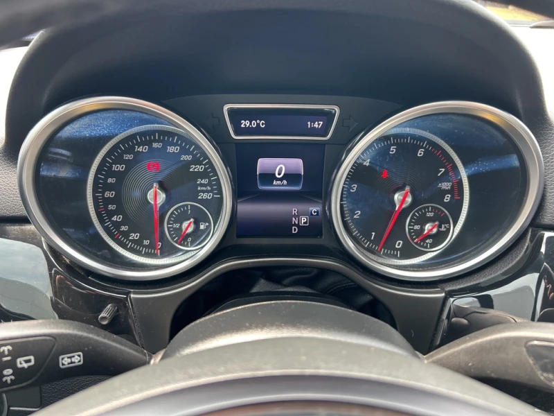 Mercedes-Benz GLE 400 AMG line/Keyless/Harman Kardon/Подгрев/Панорама, снимка 13 - Автомобили и джипове - 52317818