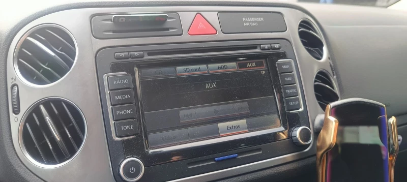 VW Tiguan, снимка 12 - Автомобили и джипове - 52474251