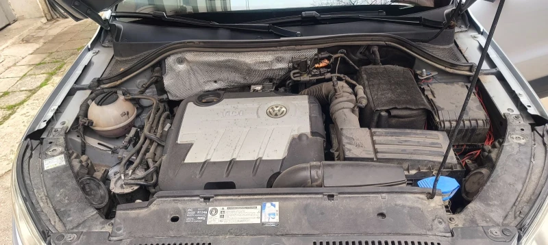 VW Tiguan, снимка 14 - Автомобили и джипове - 52474251