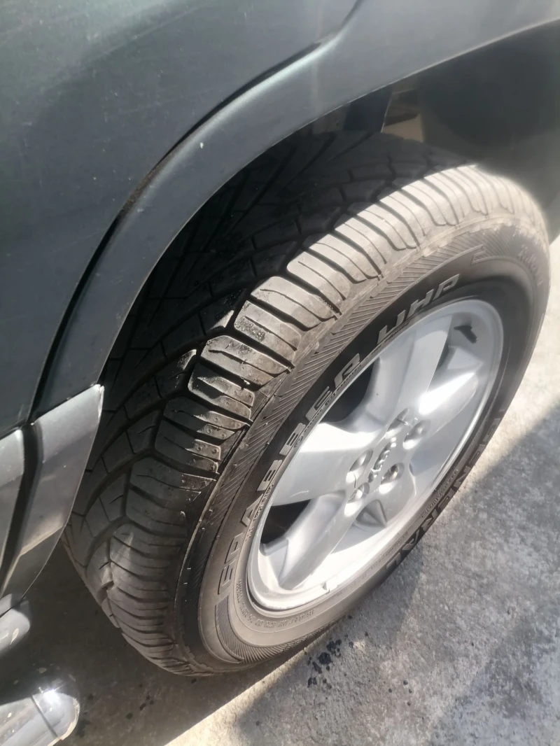 Jeep Grand cherokee, снимка 11 - Автомобили и джипове - 52504310