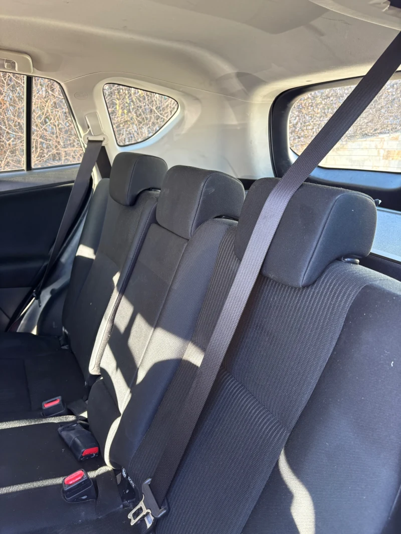 Toyota Rav4, снимка 10 - Автомобили и джипове - 52974237