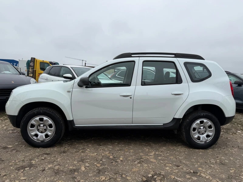 Dacia Duster 1.5 DCI, снимка 7 - Автомобили и джипове - 53210325