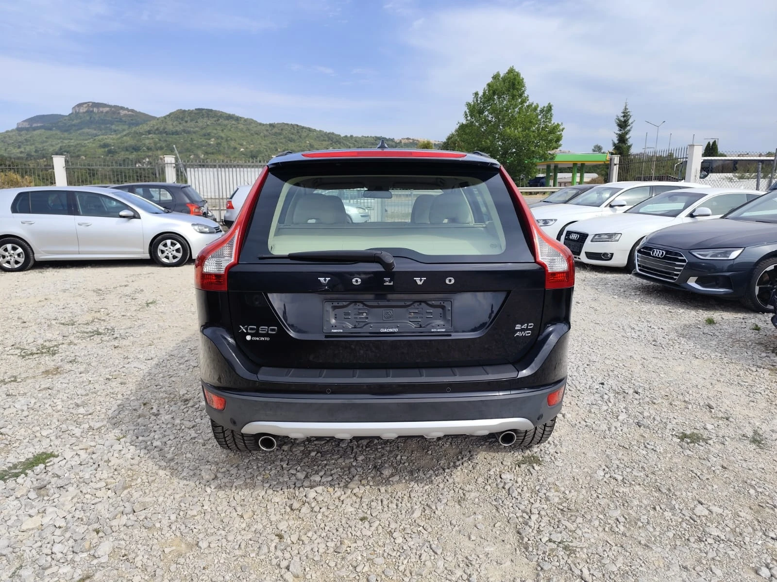 Volvo XC60 2.4 дизел Италия - изображение 6