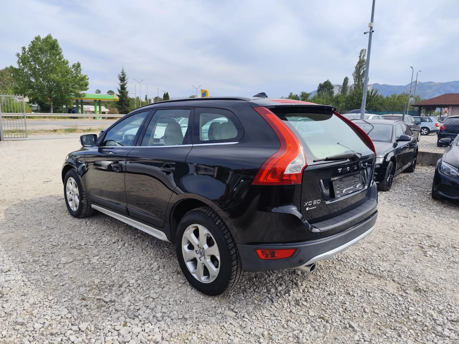 Volvo XC60 2.4 дизел Италия - изображение 8