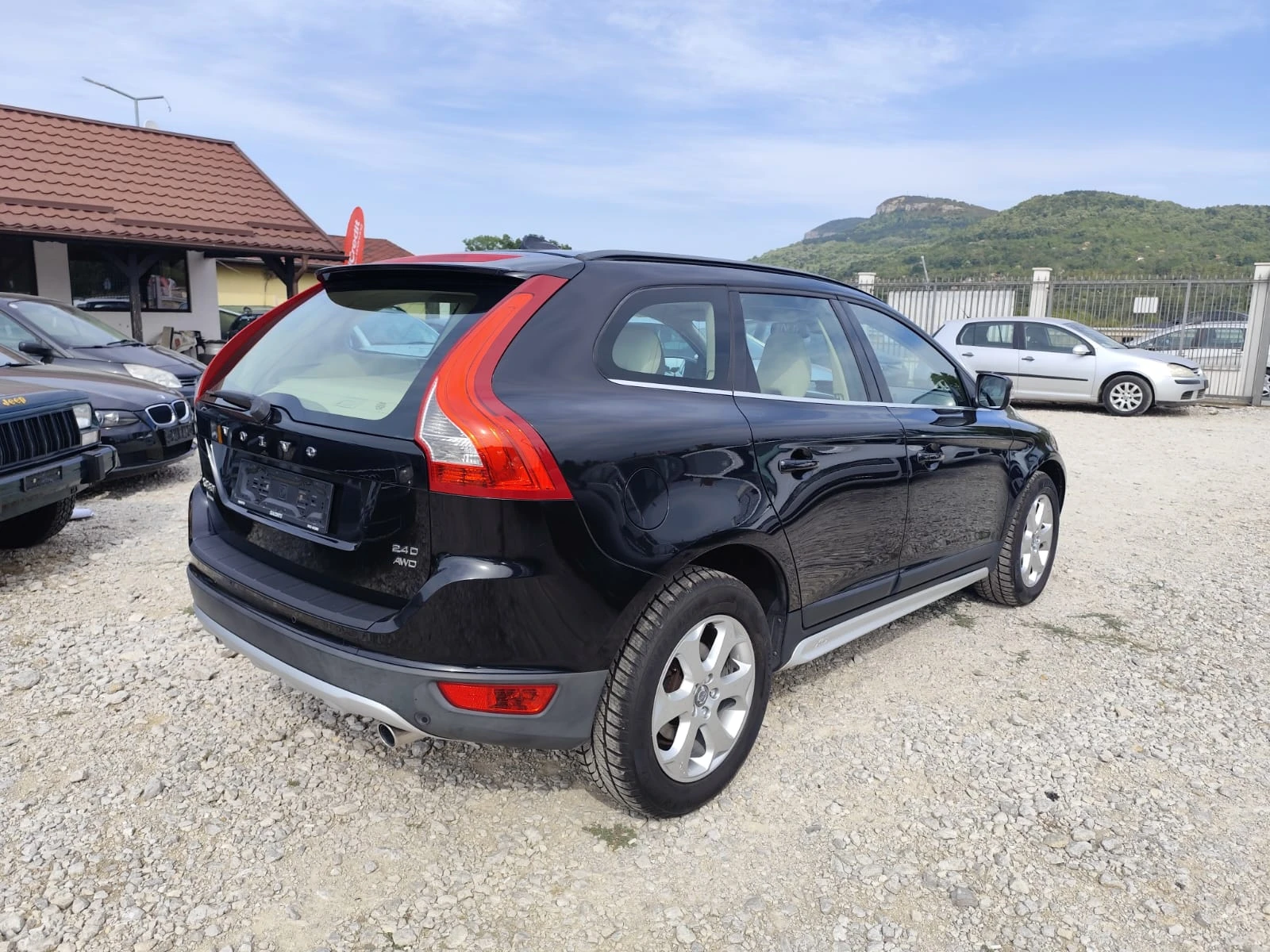 Volvo XC60 2.4 дизел Италия - изображение 5