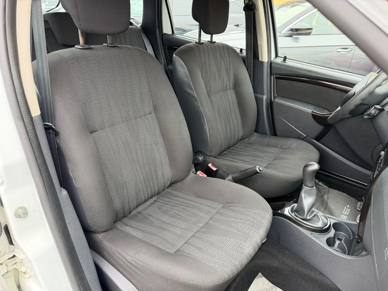 Dacia Duster 1.5 DCI | Mobile.bg � ����������� 11