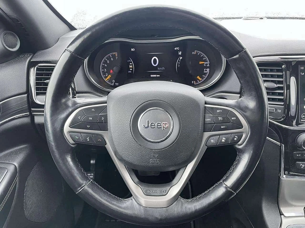 Jeep Grand cherokee * Limited * Дистроник* Фиксирана цена до БГ* , снимка 12 - Автомобили и джипове - 53809080