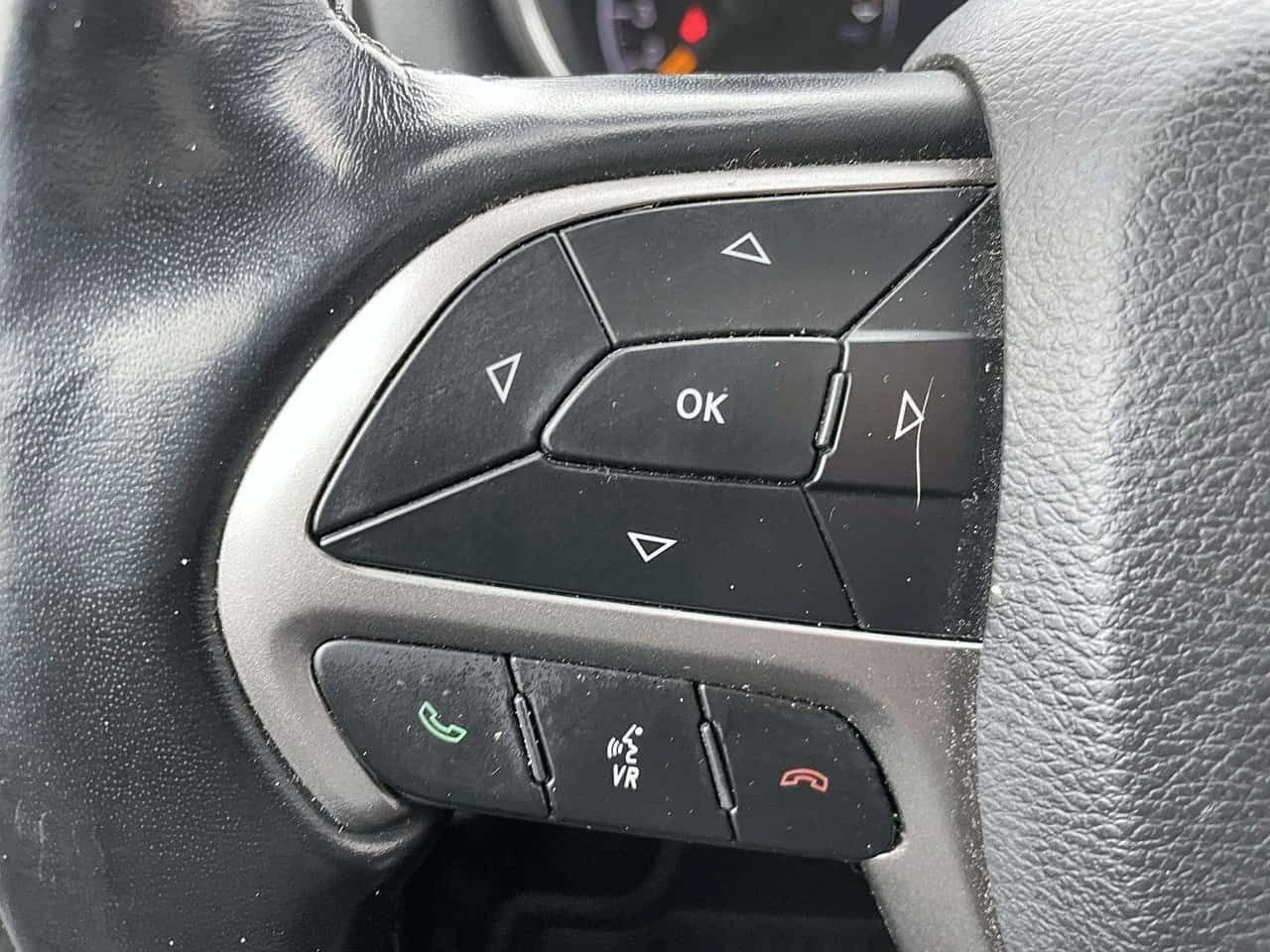 Jeep Grand cherokee * Limited * Дистроник* Фиксирана цена до БГ* , снимка 14 - Автомобили и джипове - 53809080