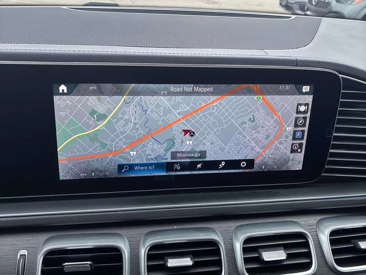 Mercedes-Benz GLE 450 * ДИСТРОНИК* 360 КАМЕРА* BURMESTER* ОБДУХВАНЕ* , снимка 10 - Автомобили и джипове - 54094391