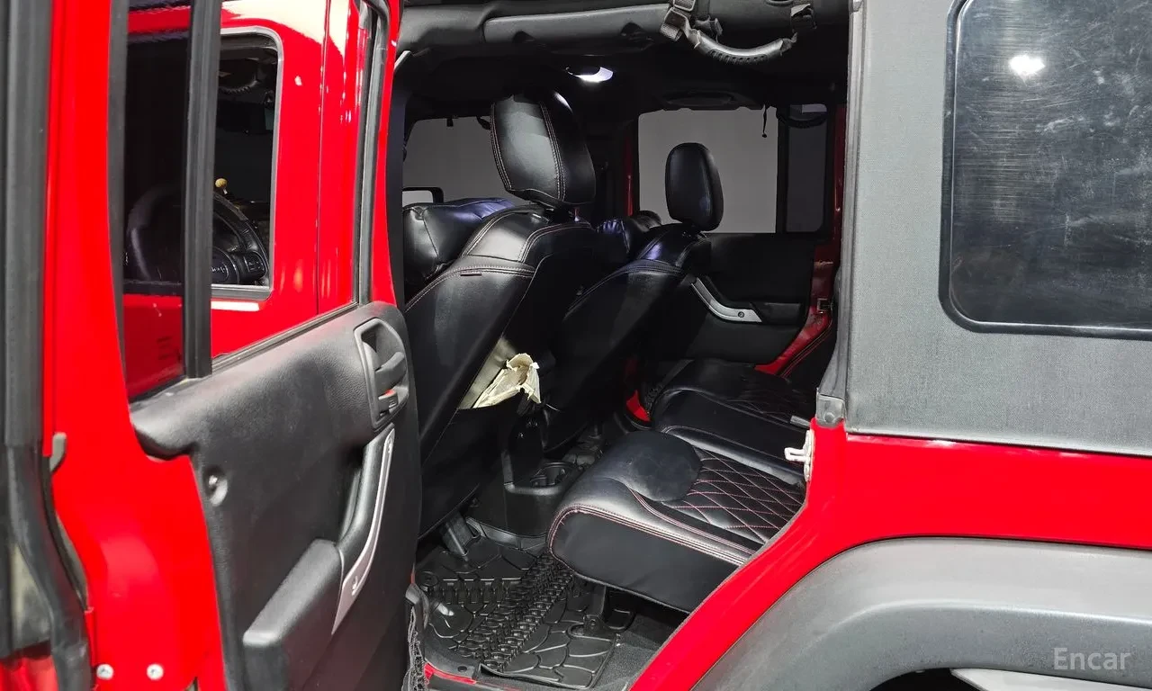 Jeep Wrangler 2.8 Rubicon 4-door, снимка 10 - Автомобили и джипове - 55886288