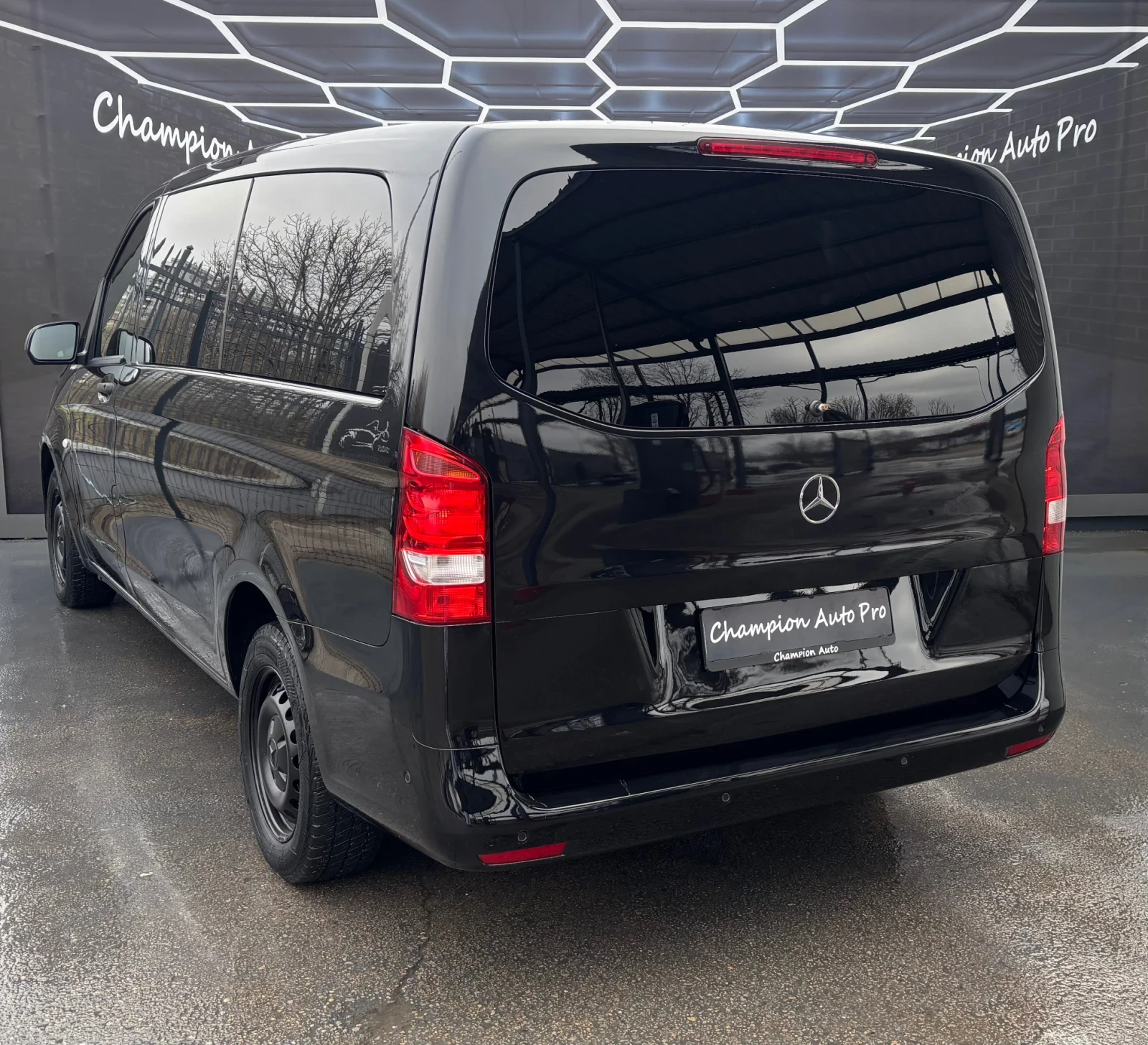 Mercedes-Benz Vito 220  - изображение 4