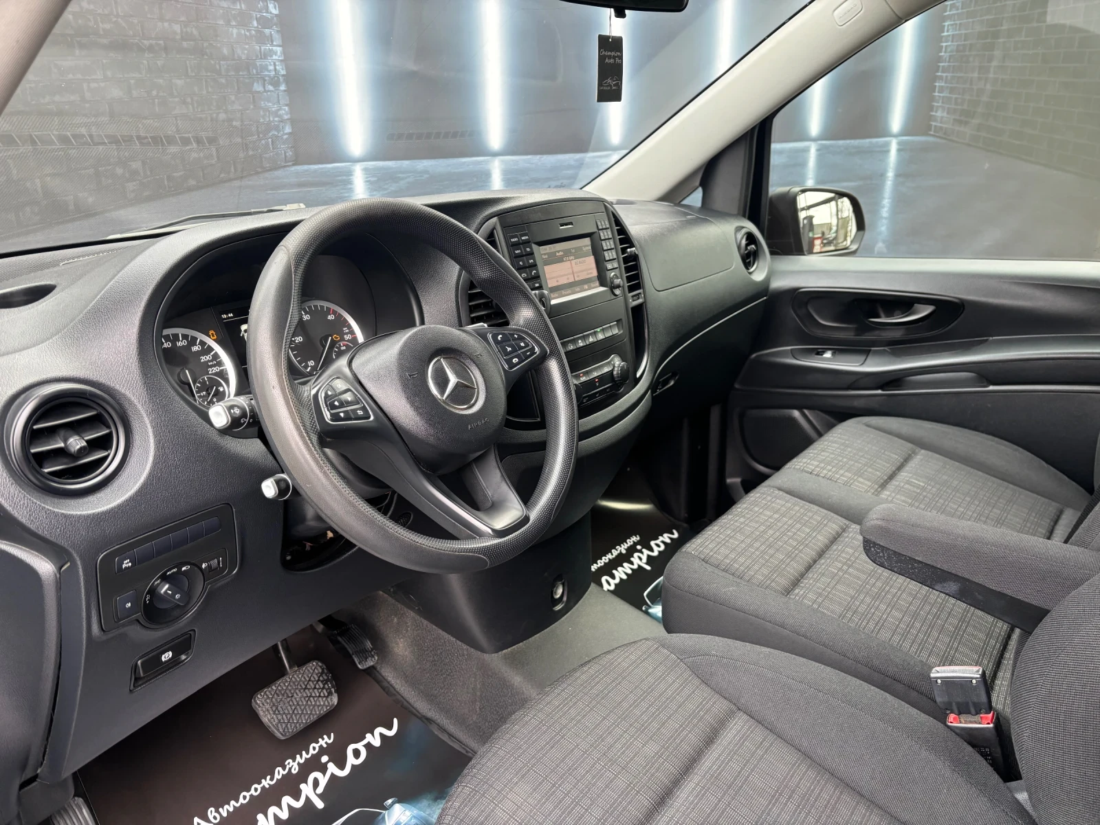 Mercedes-Benz Vito 220  - изображение 7