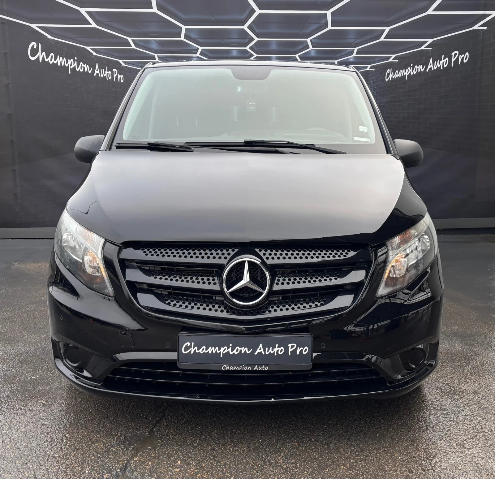 Mercedes-Benz Vito 220  - изображение 2