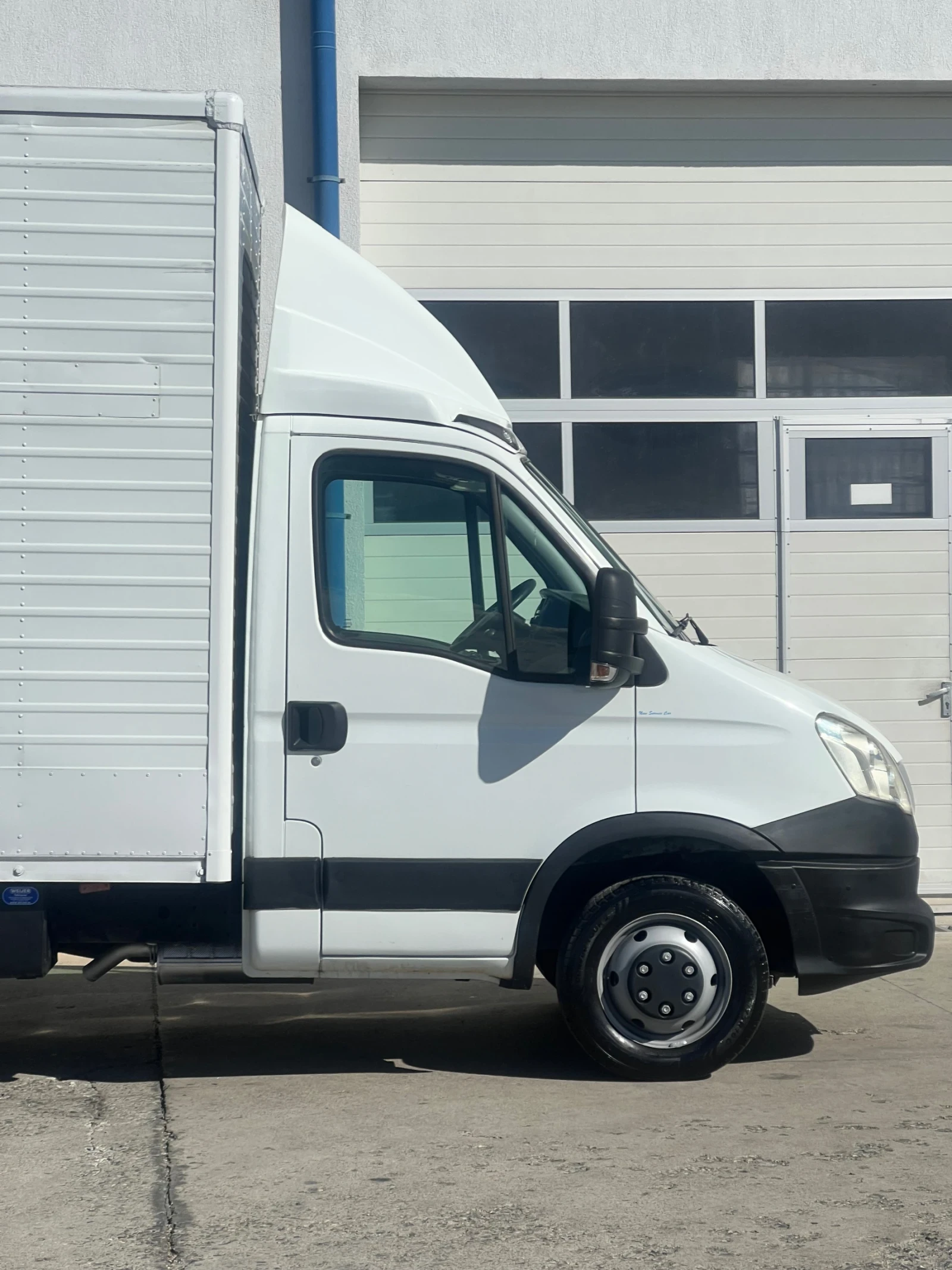 Iveco Daily 35c15 / 3.0L / Дв.гума / Климатроник, снимка 2 - Бусове и автобуси - 56180418