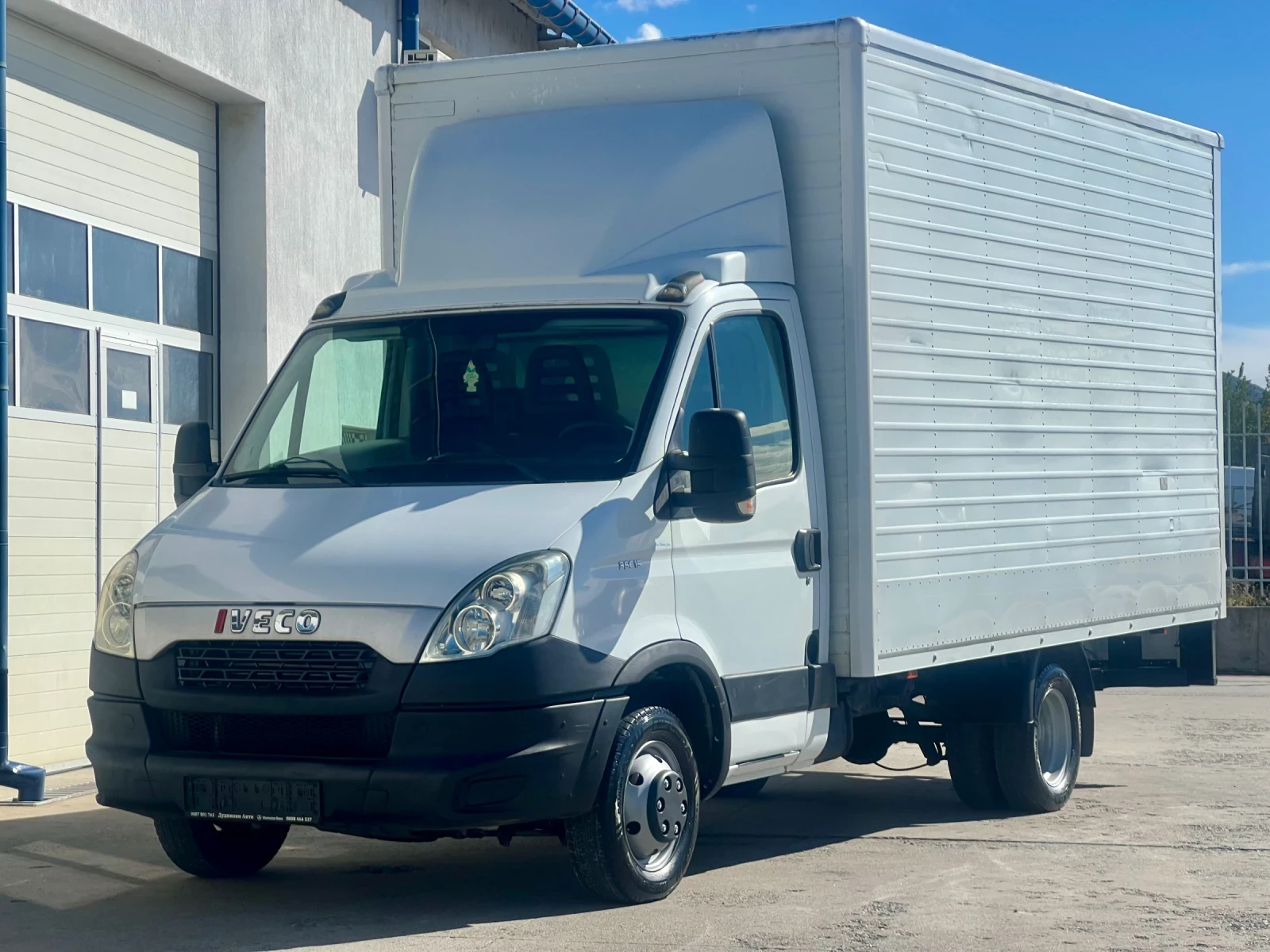 Iveco Daily 35c15 / 3.0L / Дв.гума / Климатроник, снимка 4 - Бусове и автобуси - 56180418
