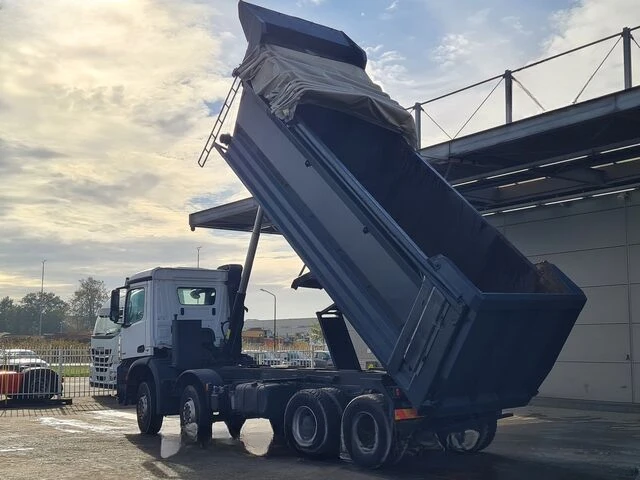 Mercedes-Benz Arocs 4142 - изображение 2