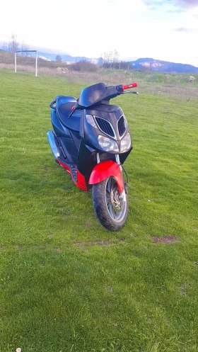 Aprilia 200  - изображение 1