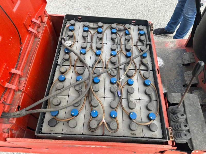 Електрокар Linde Е16C, снимка 8 - Индустриална техника - 52094596