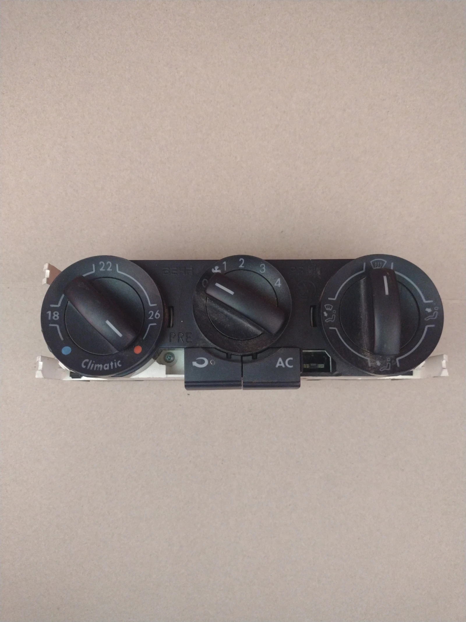 6Q0820045E  ���������� �������� �� VW POLO 1.4 2002�.  6Q0 820 045 E | Mobile.bg � ����������� 1