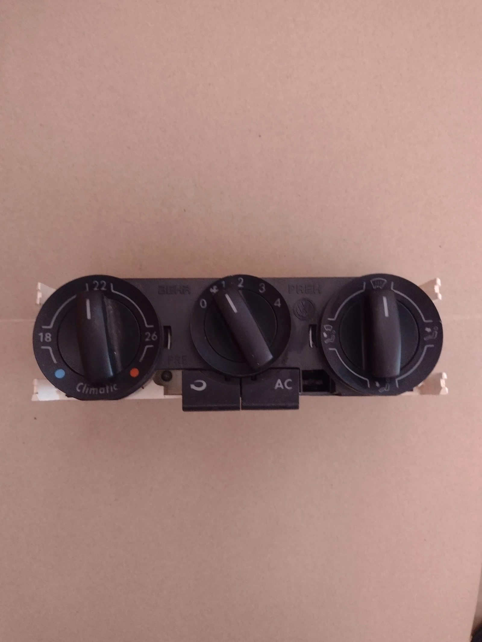 6Q0820045E  ���������� �������� �� VW POLO 1.4 2002�.  6Q0 820 045 E | Mobile.bg � ����������� 5