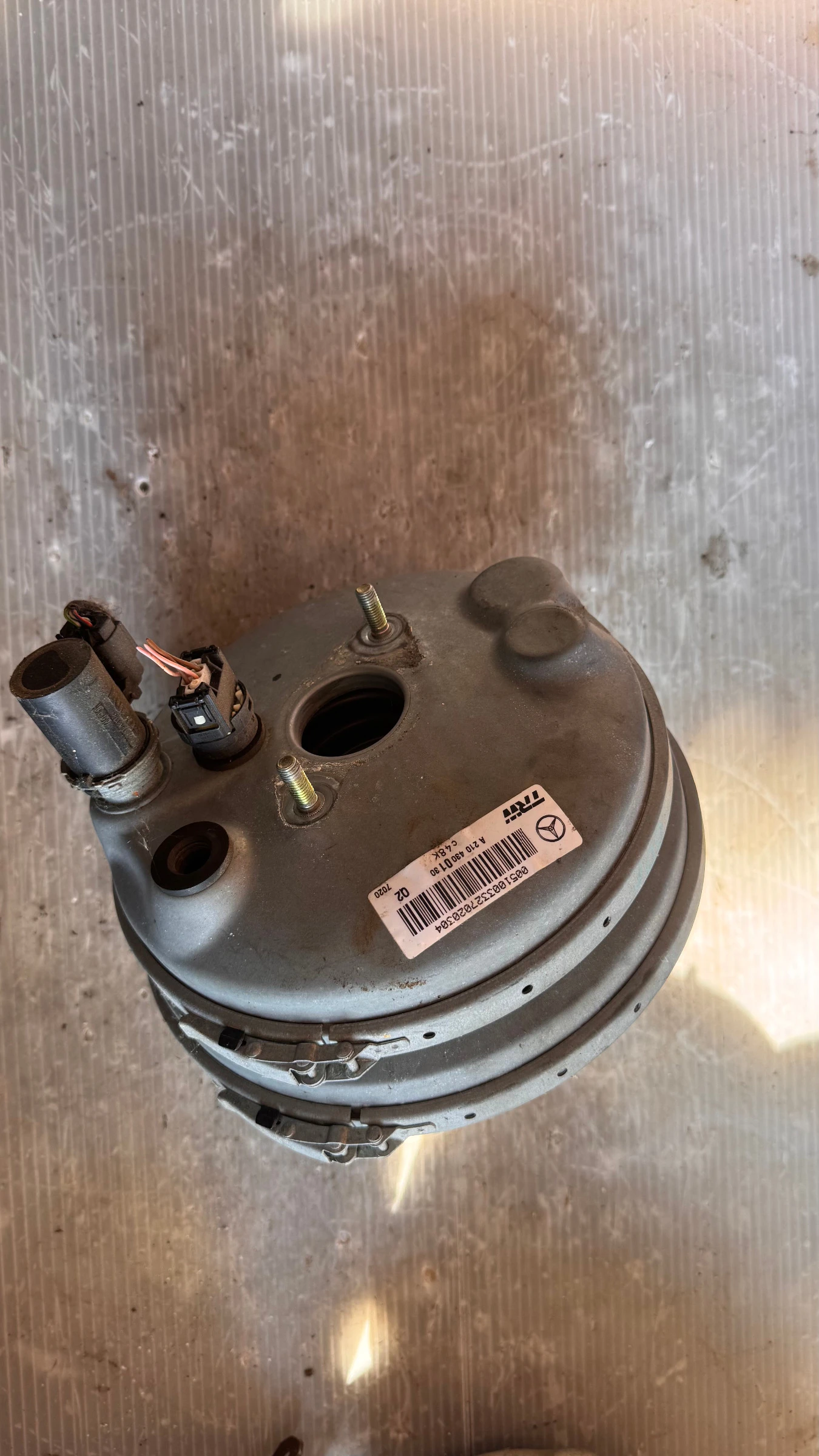   /    Mercedes E Class - A2104300130 | Mobile.bg   1