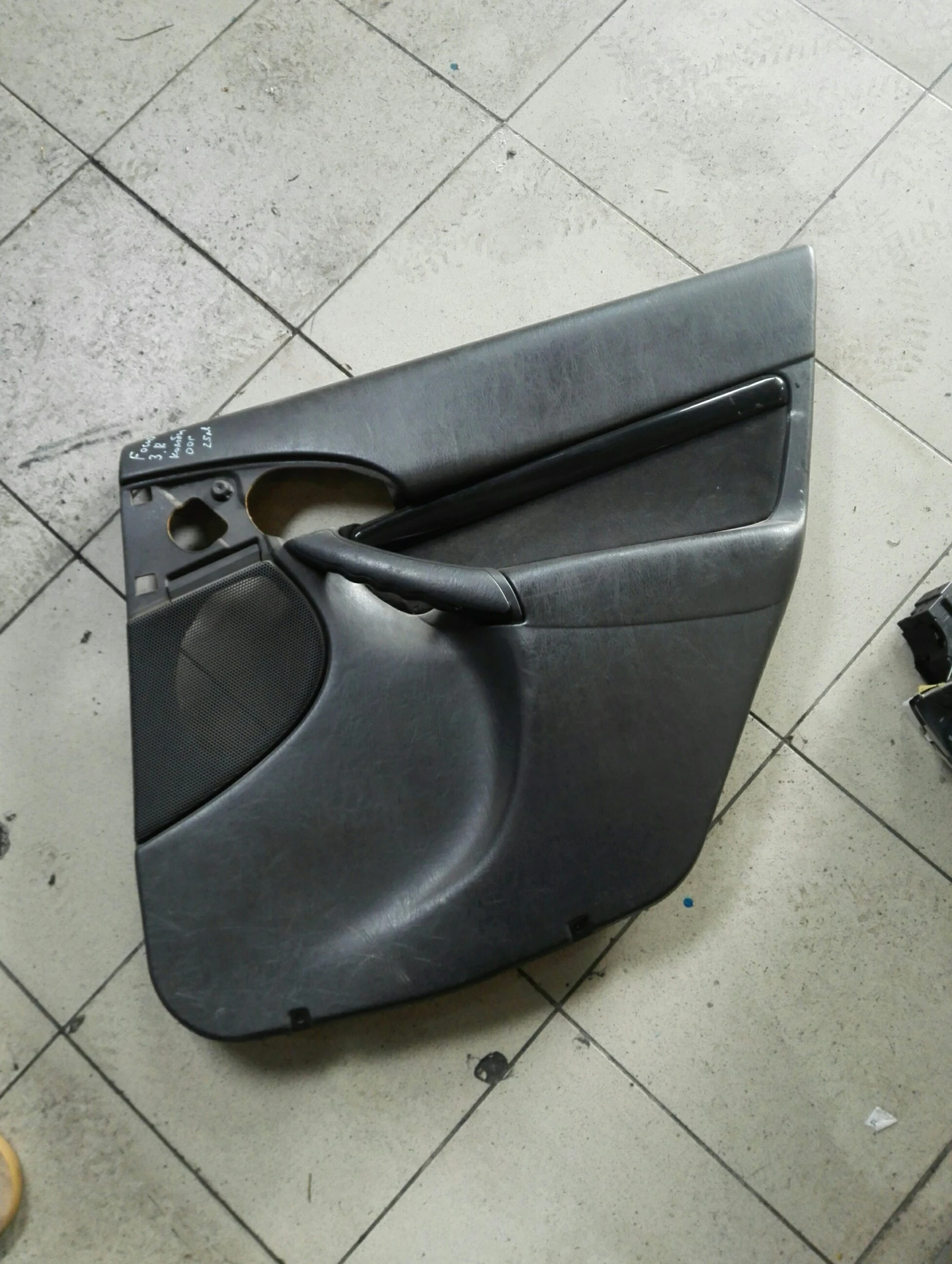 ���� ����� ����� ����� ���� ����� ����� 1.8���� | Mobile.bg � ����������� 1