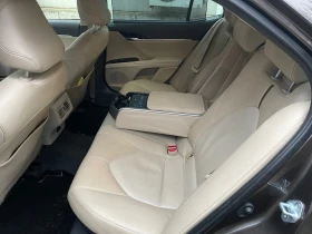 Toyota Camry КАМЕРА/НАВИ/МНОГО ЕКСТРИ, снимка 11