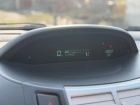 Toyota Yaris, снимка 2