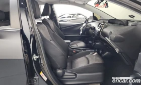 Toyota Prius 1.8, снимка 11