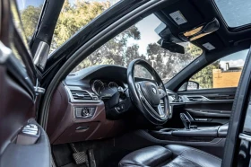 BMW 750 * xdrive  * PANO * KEYLESS * *  | Mobile.bg    4