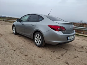 Opel Astra - 5200 € / 10170.32 лв. - 68660640 9