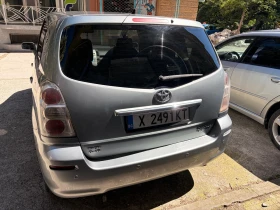 Toyota Corolla verso 2.2 D4-D | Mobile.bg � ����� ������ 4