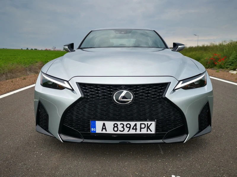 Lexus IS 350 350 F SPORT, снимка 6 - Автомобили и джипове - 45639523