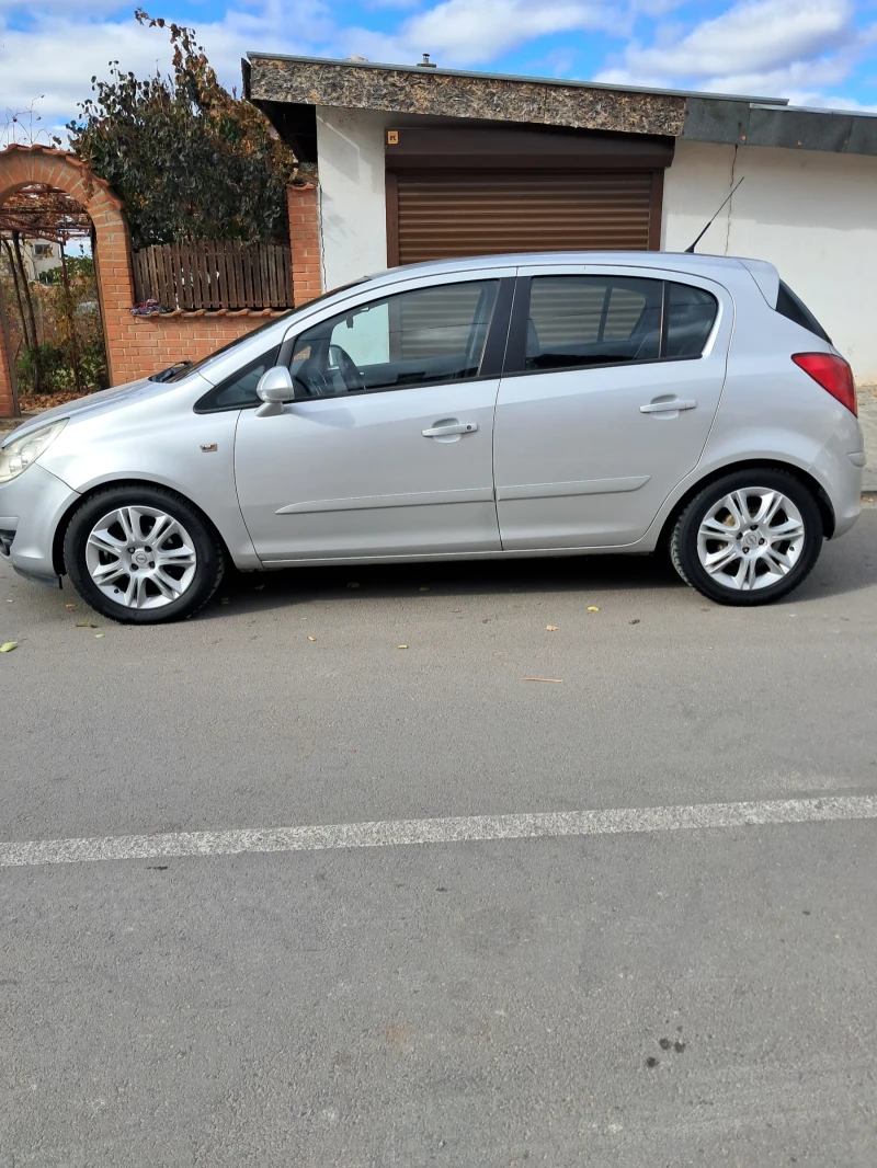 Opel Corsa, снимка 3 - Автомобили и джипове - 47919172