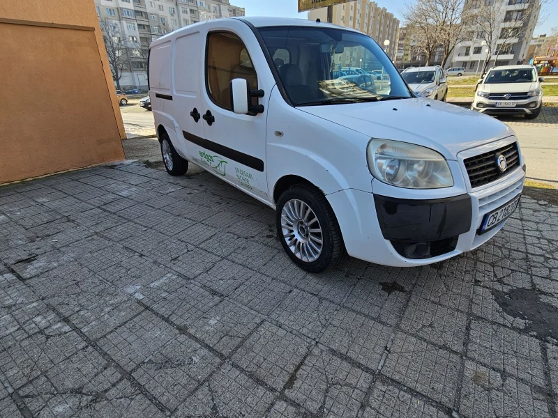 Fiat Doblo 1.6 Бензин/Метан 109к.с. MAXI База, снимка 2 - Автомобили и джипове - 48860324